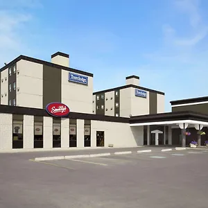 Travelodge By Wyndham West Hotel
